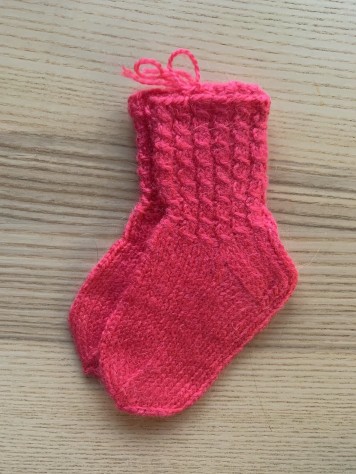 Bērnu vilnas zeķītes (spilgti rozā, 12cm) #005
